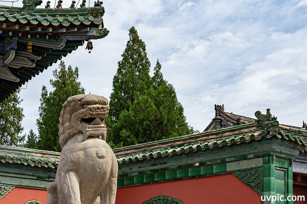 隆兴寺南门入口天王殿