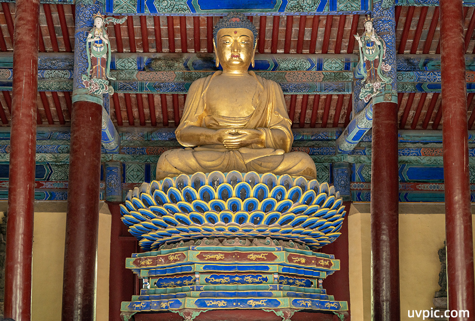 隆兴寺弥陀殿