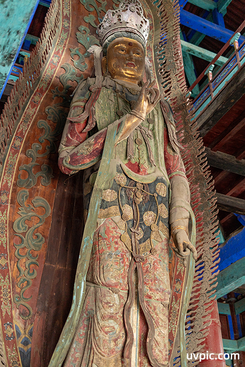 隆兴寺慈氏阁宋代木雕观音菩萨立像